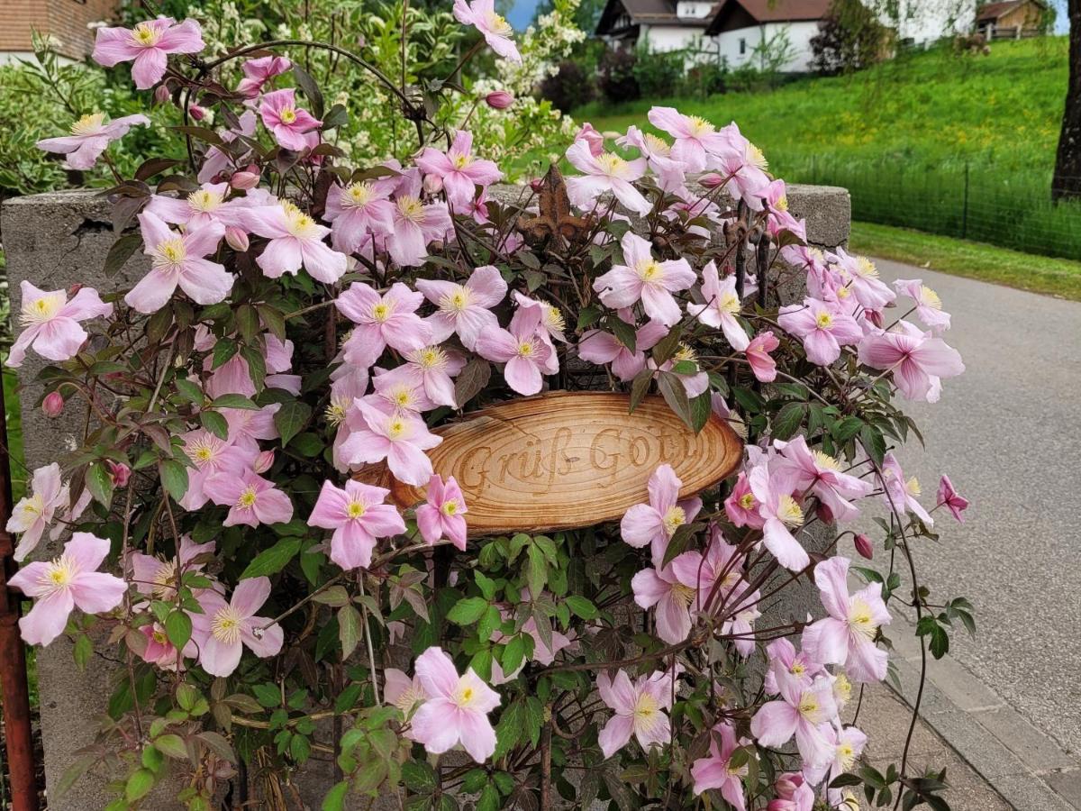 I24Rooms - Gaestezimmer Mit Eigenem Garten Legau المظهر الخارجي الصورة