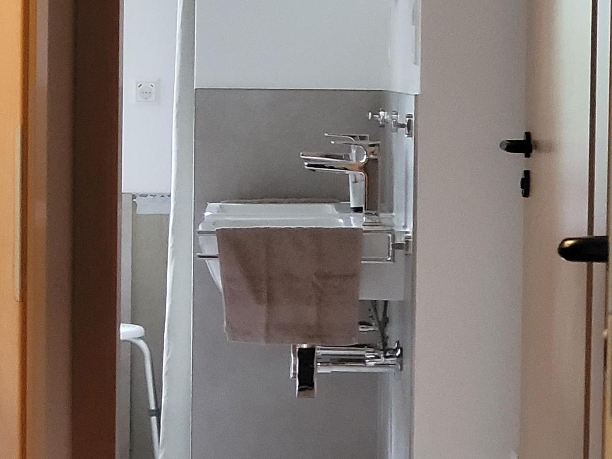 I24Rooms - Gaestezimmer Mit Eigenem Garten Legau المظهر الخارجي الصورة