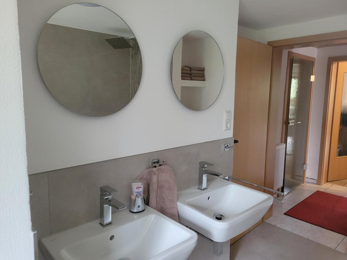 I24Rooms - Gaestezimmer Mit Eigenem Garten Legau المظهر الخارجي الصورة