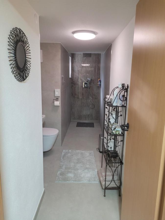 I24Rooms - Gaestezimmer Mit Eigenem Garten Legau المظهر الخارجي الصورة