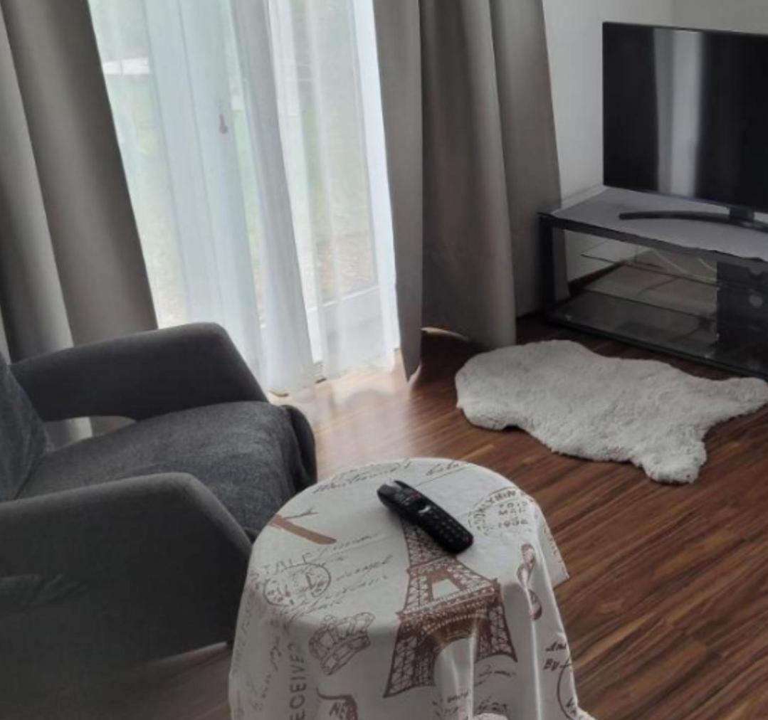 I24Rooms - Gaestezimmer Mit Eigenem Garten Legau المظهر الخارجي الصورة